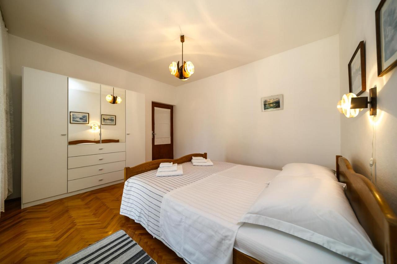 Apartment Zuza Krk Krk Town Eksteriør billede