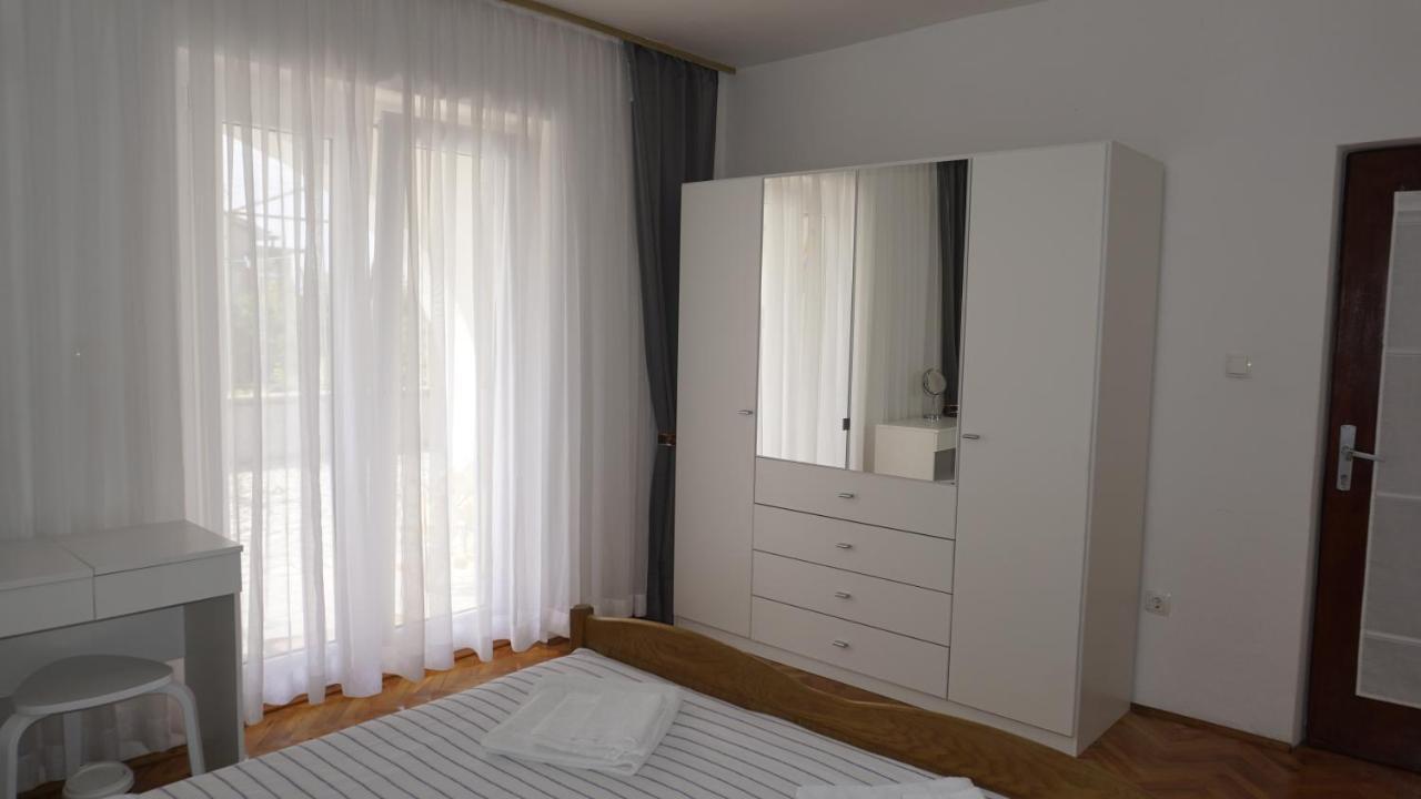 Apartment Zuza Krk Krk Town Eksteriør billede