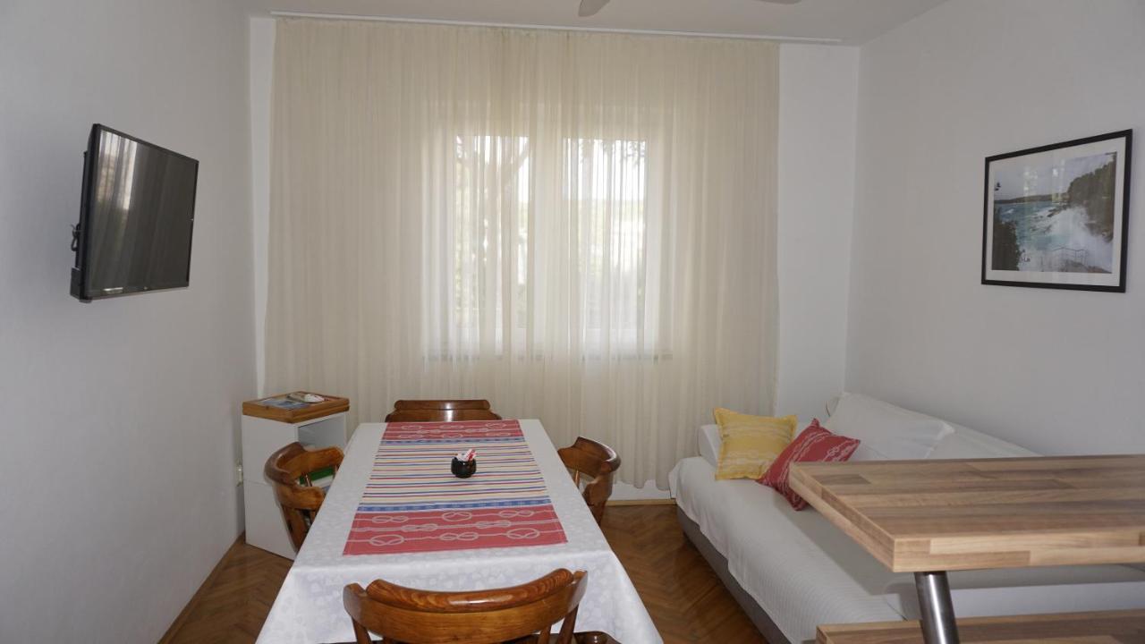Apartment Zuza Krk Krk Town Eksteriør billede